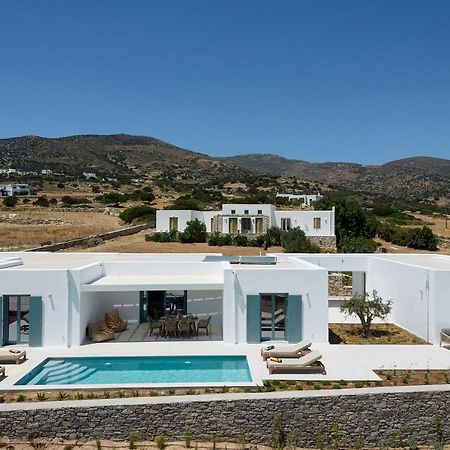 Villa Complex White And Rocks Páros Exteriér fotografie