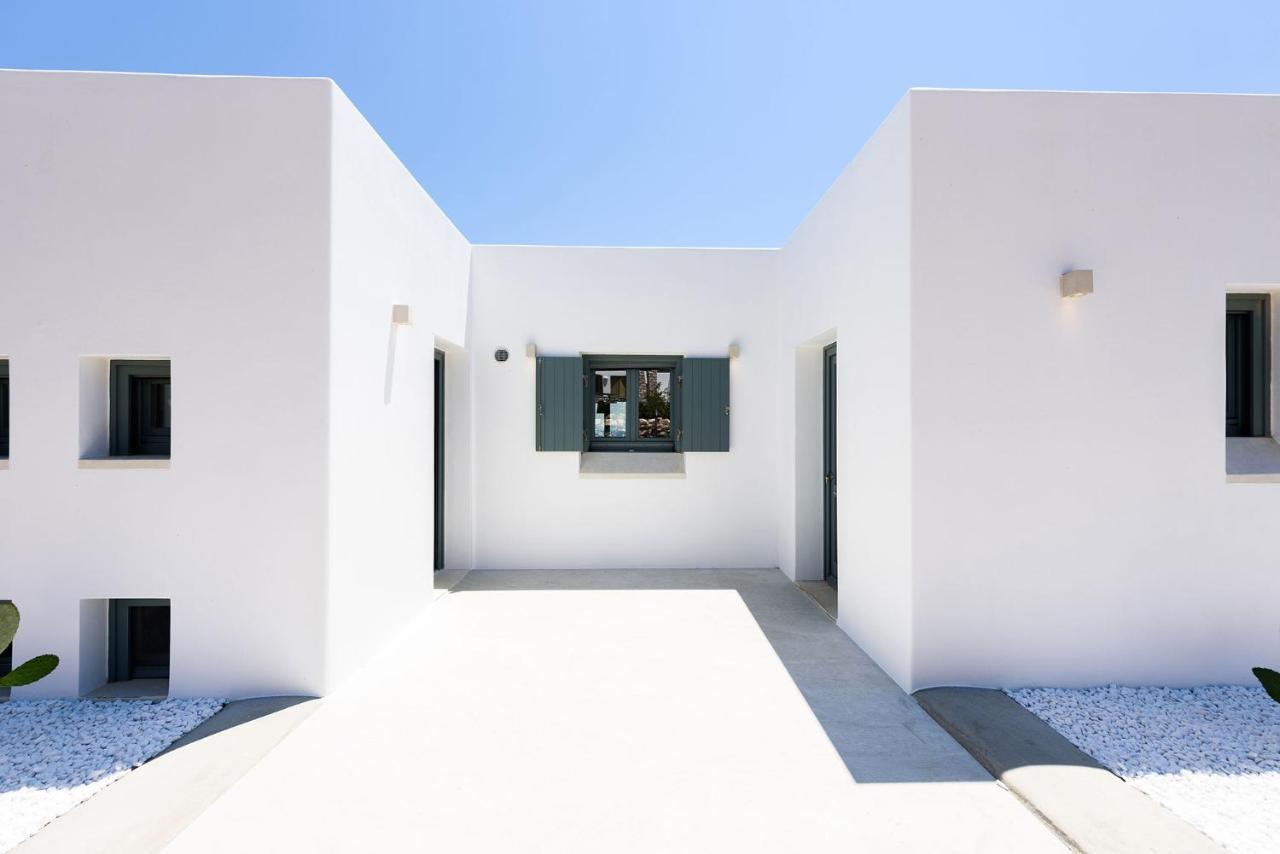 Villa Complex White And Rocks Páros Exteriér fotografie